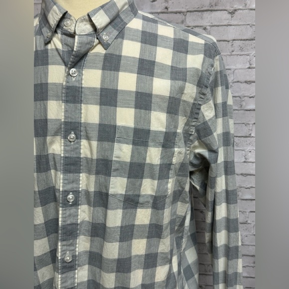 J. Crew Men’s XL Gray Cream Buffalo Check Plaid Long Sleeve Button Down Shirt - Picture 3 of 11